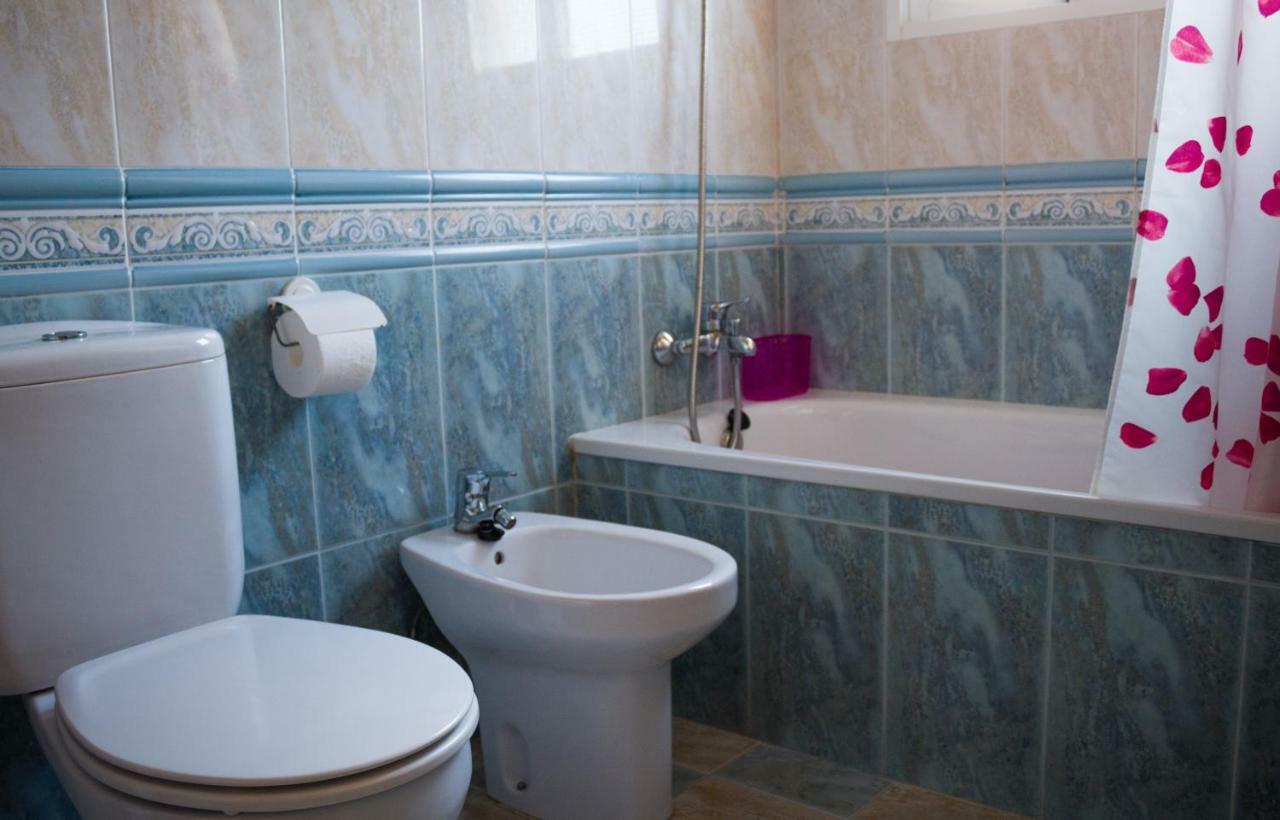 Apartamentos Bellavista Bolonia Luaran gambar